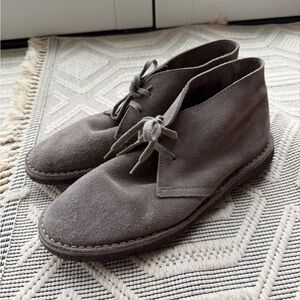 J. Crew MacAlister Chukka Boots Mens Size 8.5 Gray Suede Leather